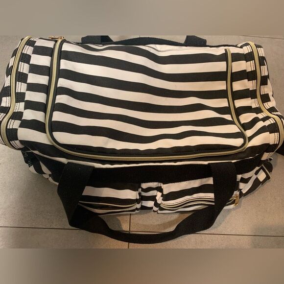 Zebra stripped travel bag - duffle bag - carryon bag - Picture 4 of 6